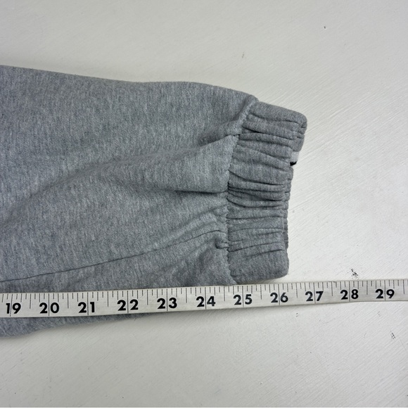 Brandy Melville John Galt Sweatpants Fleece Gray One Size Striped - Picture 8 of 8